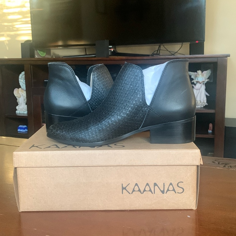 KAANAS COMO Open Ankle Bootie